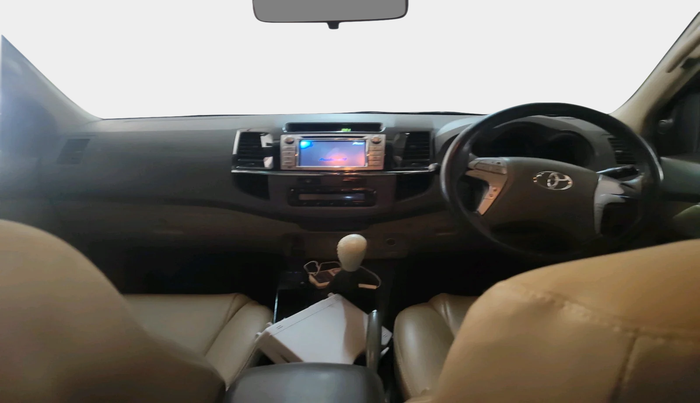 2012 Toyota Fortuner 3.0 4X2 MT, Diesel, Manual, 1,87,101 km, interior