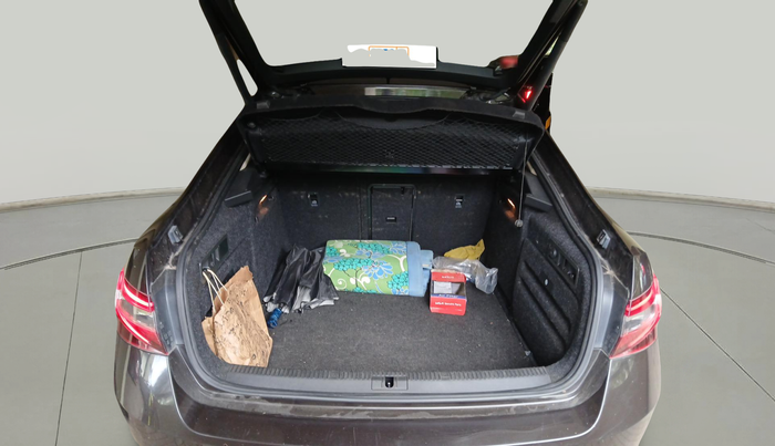 2016 Skoda Superb L&K 1.8 TSI AT, Petrol, Automatic, 55,056 km, exterior