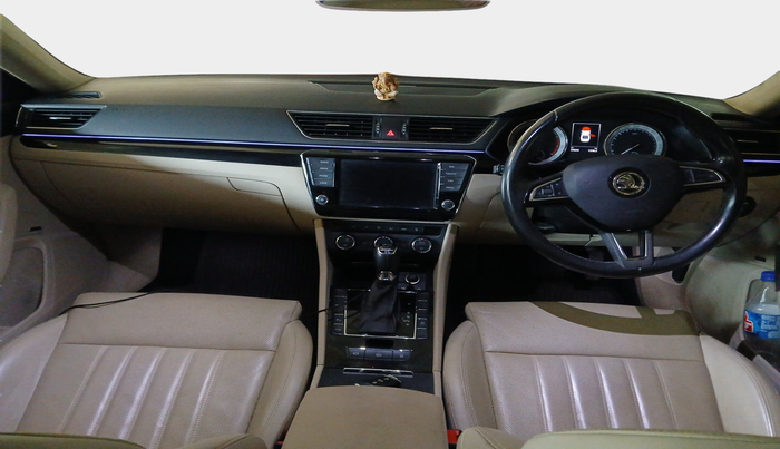 2016 Skoda Superb L&K 1.8 TSI AT, Petrol, Automatic, 55,056 km, interior