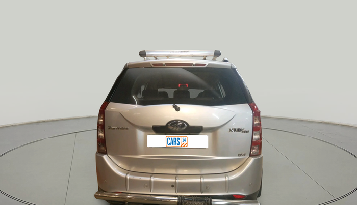 2014 Mahindra XUV500 W8, Diesel, Manual, 75,640 km, exterior