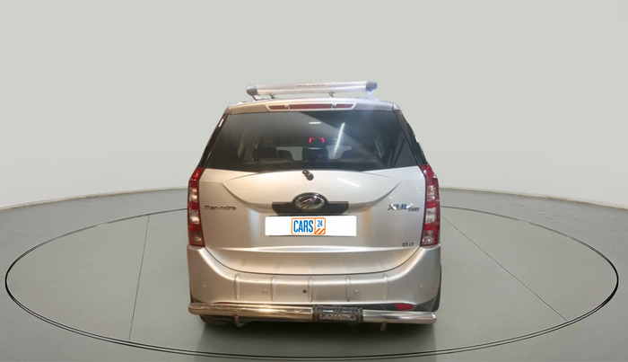 2014 Mahindra XUV500 W8, Diesel, Manual, 75,640 km, exterior