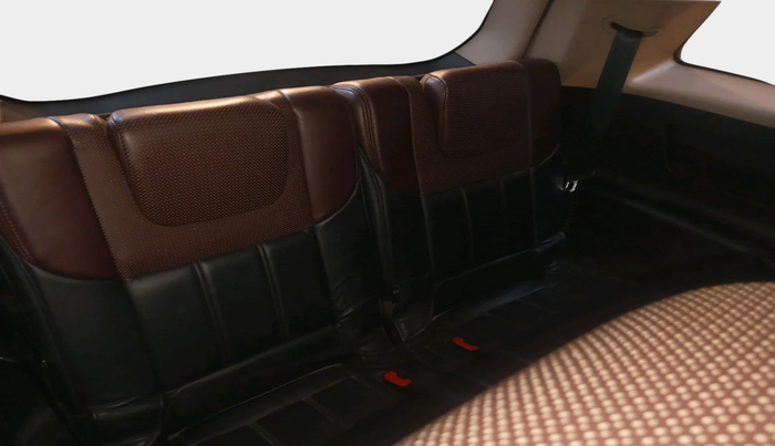 2014 Mahindra XUV500 W8, Diesel, Manual, 75,640 km, interior