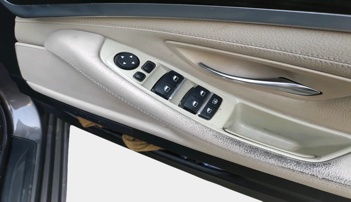 2012 BMW 5 Series 520D 2.0, Diesel, Automatic, 1,24,347 km, interior