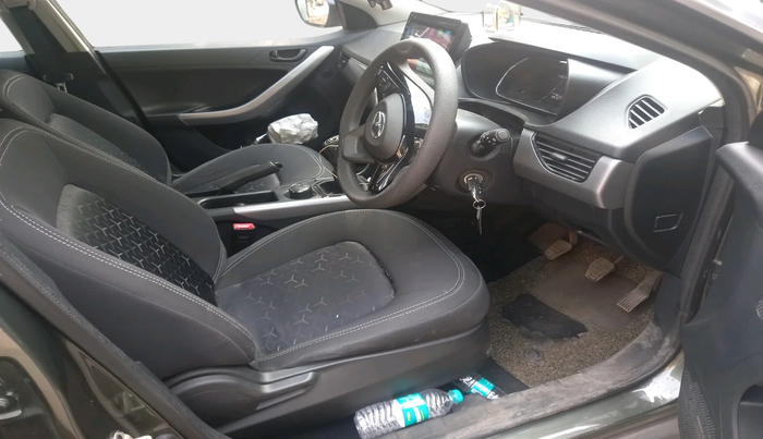 2021 Tata NEXON XM SUNROOF PETROL, Petrol, Manual, 32,610 km, interior
