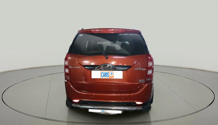 2016 Mahindra XUV500 W10 AT, Diesel, Automatic, 1,60,367 km, exterior