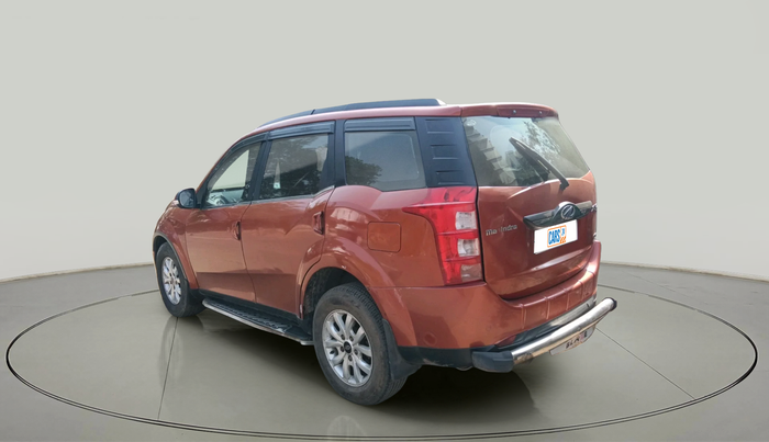 2016 Mahindra XUV500 W10 AT, Diesel, Automatic, 1,60,367 km, exterior