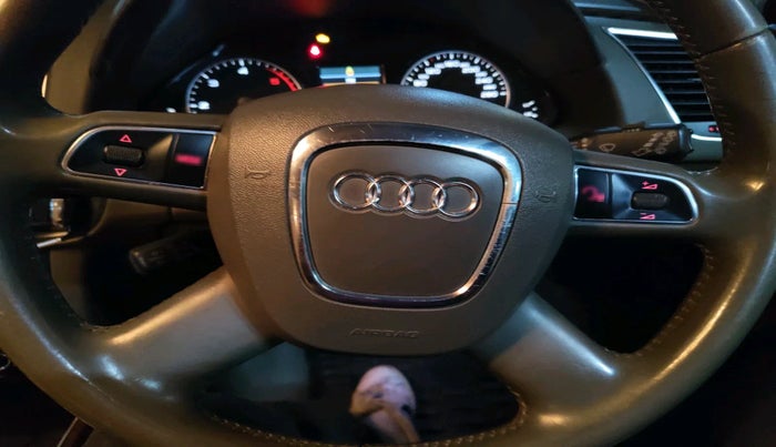 2012 Audi Q5 2.0 TDI QUATTRO, Diesel, Automatic, 91,530 km, interior