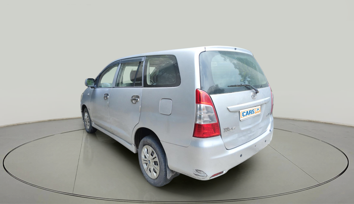 2013 Toyota Innova 2.5 GX 8 STR, Diesel, Manual, 1,72,000 km, exterior