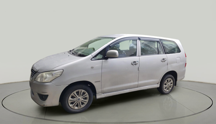 2013 Toyota Innova 2.5 GX 8 STR, Diesel, Manual, 1,72,000 km, exterior