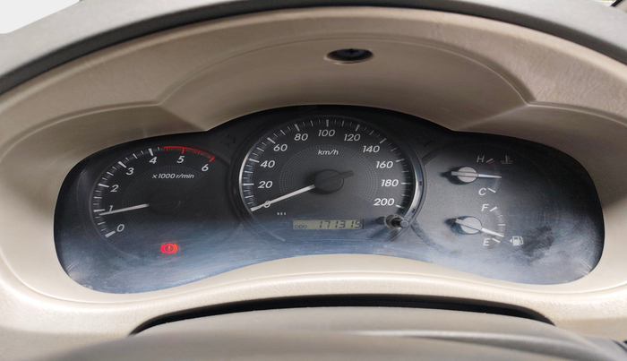 2013 Toyota Innova 2.5 GX 8 STR, Diesel, Manual, 1,72,000 km, interior