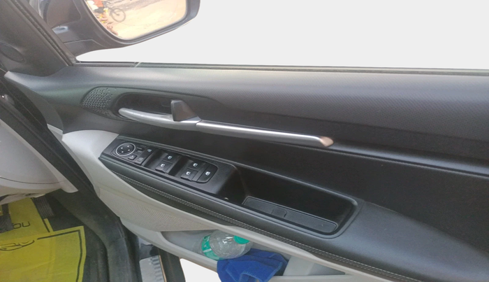 2021 KIA SONET HTX 1.0 IMT, Petrol, Manual, 63,706 km, interior