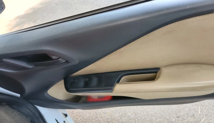 2014 Honda City 1.5L I-DTEC SV, Diesel, Manual, 1,50,236 km, interior