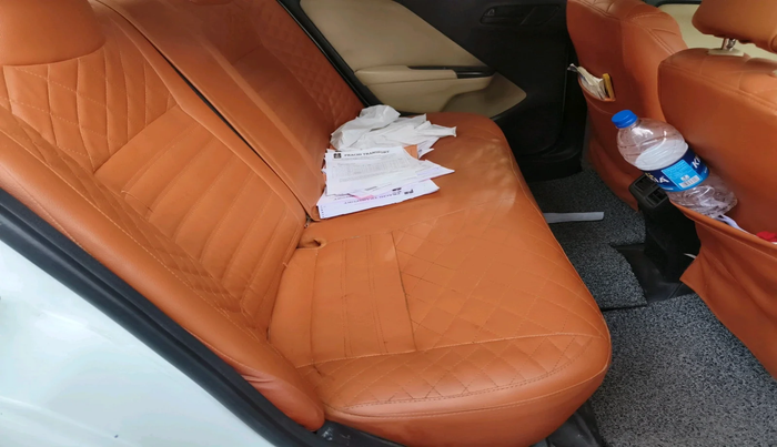 2014 Honda City 1.5L I-DTEC SV, Diesel, Manual, 1,50,236 km, interior