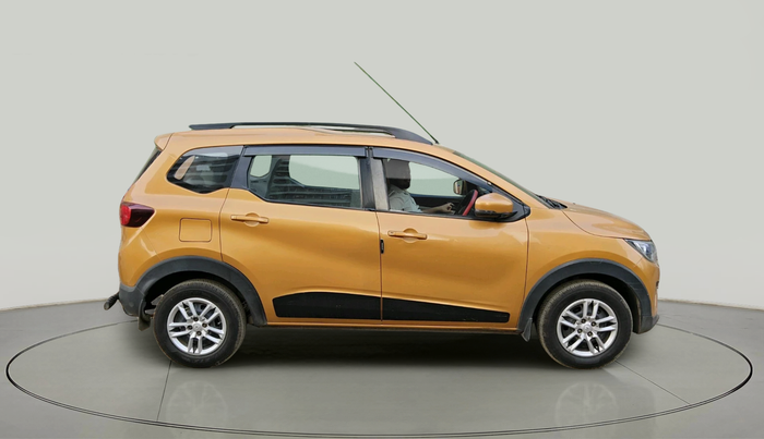 2021 Renault TRIBER RXT, Petrol, Manual, 47,921 km, exterior