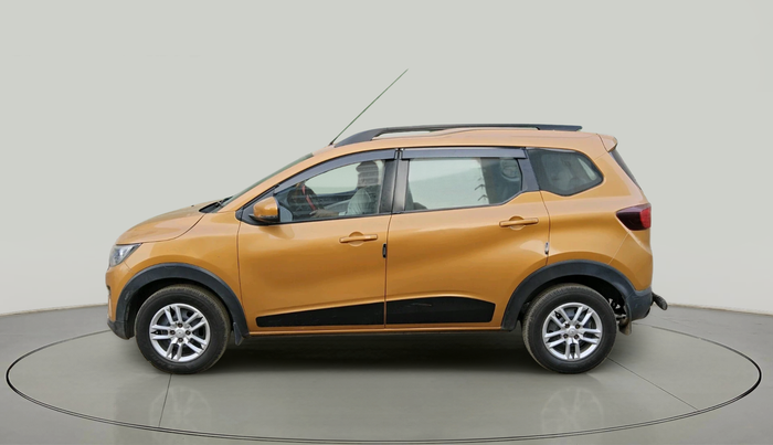 2021 Renault TRIBER RXT, Petrol, Manual, 47,921 km, exterior