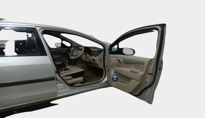 2014 Maruti Ertiga VXI CNG, Petrol, Manual, 2,02,630 km, interior