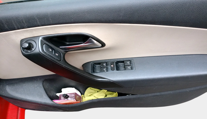 2012 Volkswagen Polo COMFORTLINE 1.2L, Diesel, Manual, 1,14,733 km, interior