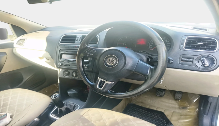 2011 Volkswagen Polo HIGHLINE DIESEL, Diesel, Manual, 1,56,919 km, interior