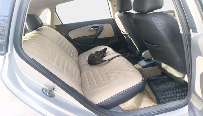 2011 Volkswagen Polo HIGHLINE DIESEL, Diesel, Manual, 1,56,919 km, interior