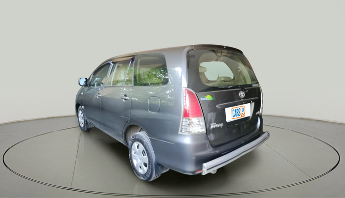 2011 Toyota Innova 2.5 G4 8 STR, Diesel, Manual, 1,19,506 km, exterior