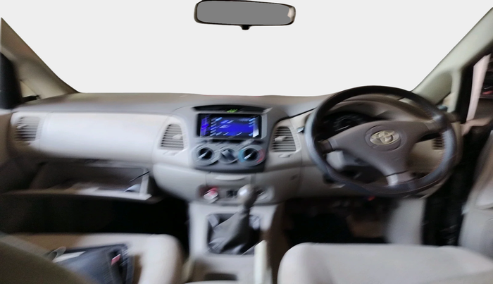 2011 Toyota Innova 2.5 G4 8 STR, Diesel, Manual, 1,19,506 km, interior