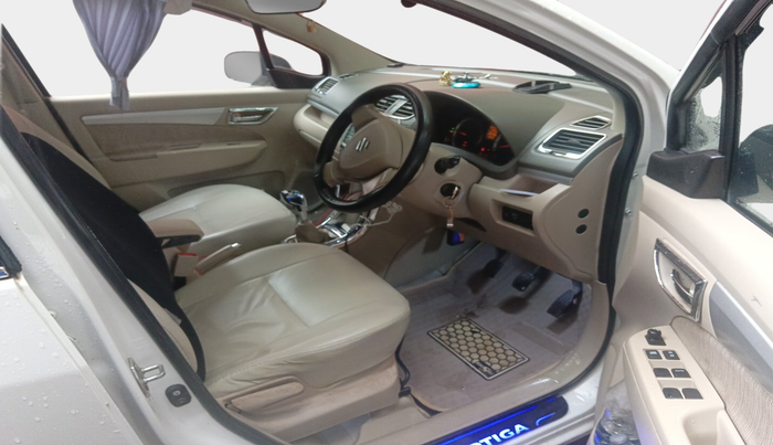 2014 Maruti Ertiga VXI CNG, Petrol, Manual, 89,111 km, interior
