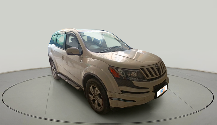 2012 Mahindra XUV500 W8, Diesel, Manual, 1,20,852 km, exterior