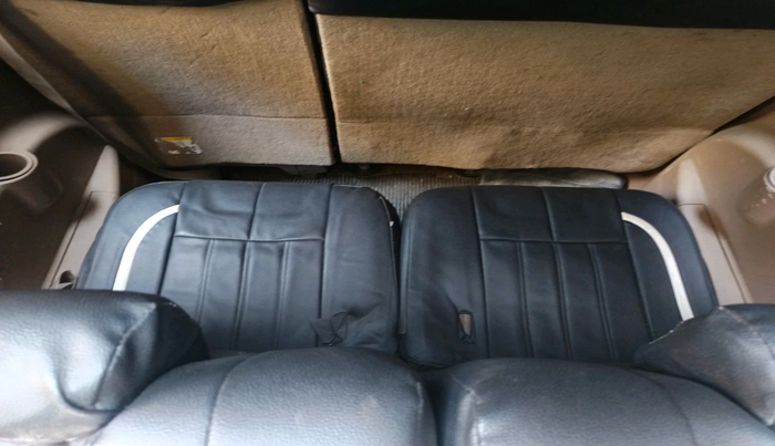 2012 Mahindra XUV500 W8, Diesel, Manual, 1,20,852 km, interior