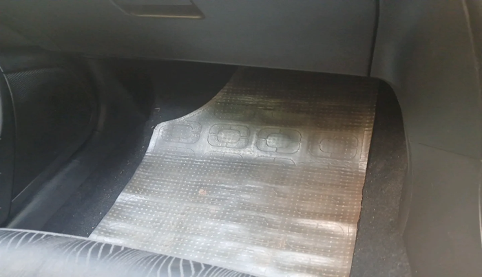 2013 Maruti Swift VXI, Petrol, Manual, 17,643 km, interior