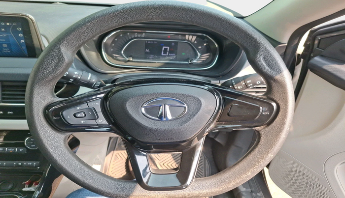 2023 Tata NEXON XZA PLUS PETROL, Petrol, Automatic, 17,397 km, interior