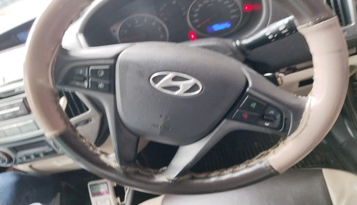 2012 Hyundai i20 SPORTZ 1.2, Petrol, Manual, 1,03,887 km, interior