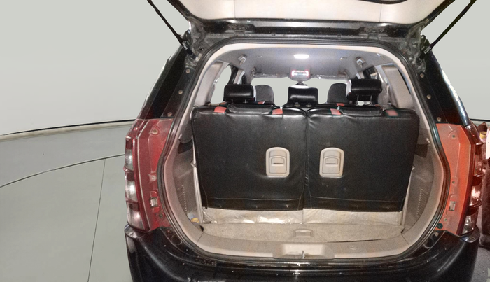 2015 Mahindra XUV500 W6, Diesel, Manual, 93,258 km, exterior