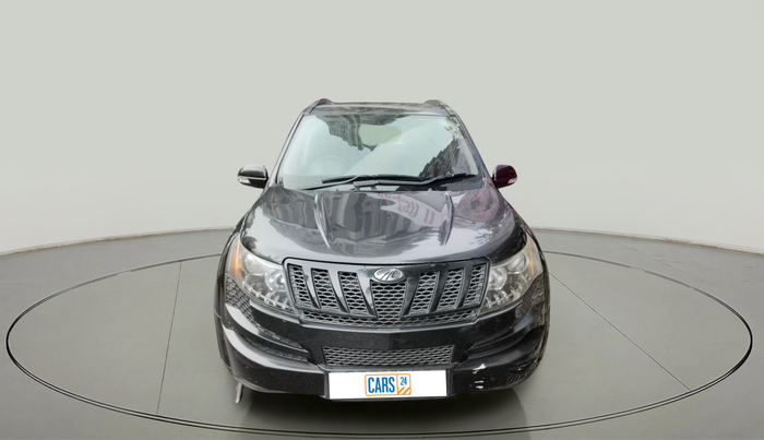 2015 Mahindra XUV500 W6, Diesel, Manual, 93,258 km, exterior