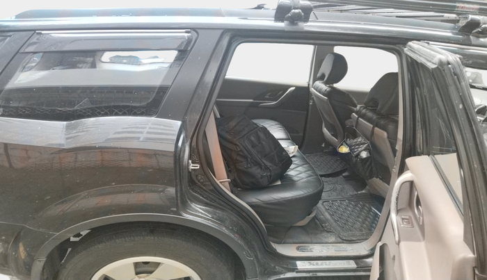 2012 Mahindra XUV500 W6, Diesel, Manual, 52,806 km, interior