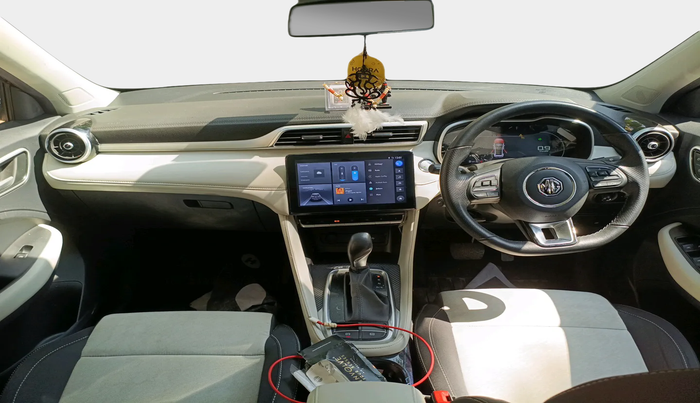 2023 MG ASTOR SMART 1.5 CVT, Petrol, Automatic, 6,324 km, interior