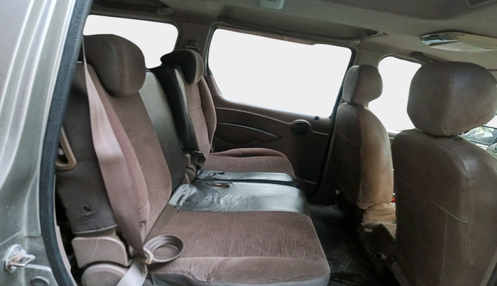 2010 Mahindra Xylo D2, Diesel, Manual, 1,15,026 km, interior