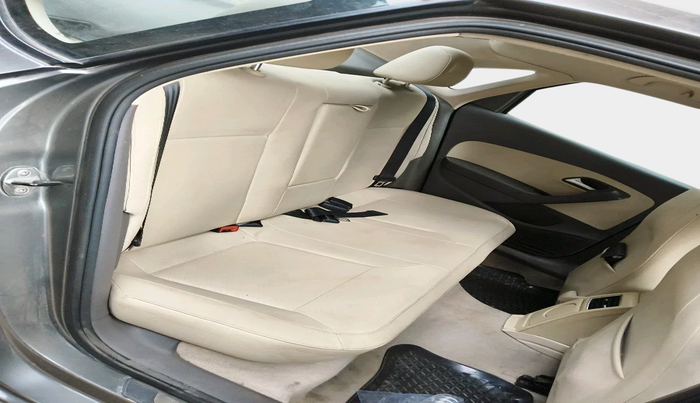 2013 Volkswagen Vento HIGHLINE PETROL AT, Petrol, Automatic, 46,021 km, interior