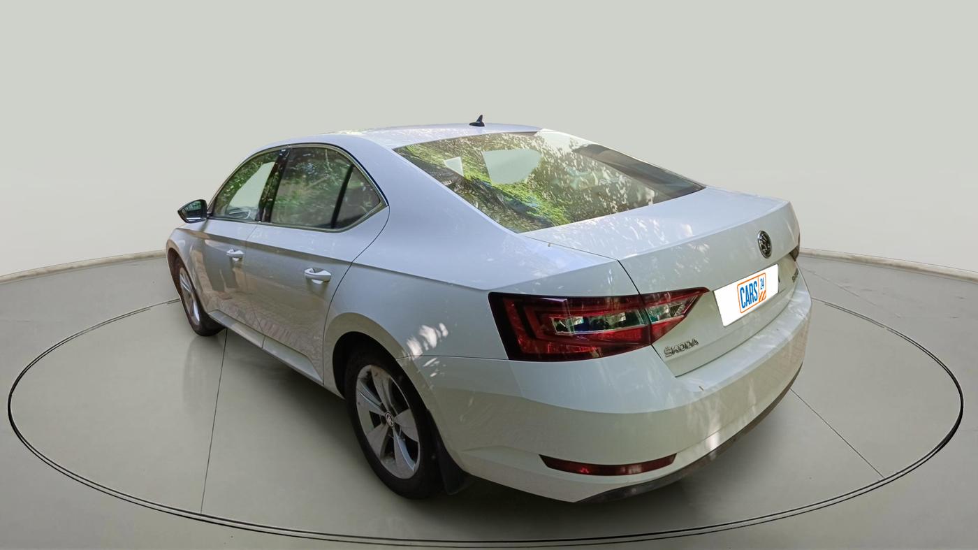 2016 Skoda Superb STYLE 1.8 TSI AT, Petrol, Automatic, 54,009 km, exterior