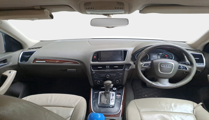 2010 Audi Q5 3.0 TDI QUATTRO, Diesel, Automatic, 92,974 km, interior