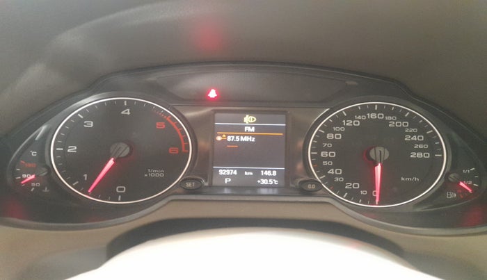 2010 Audi Q5 3.0 TDI QUATTRO, Diesel, Automatic, 92,974 km, interior