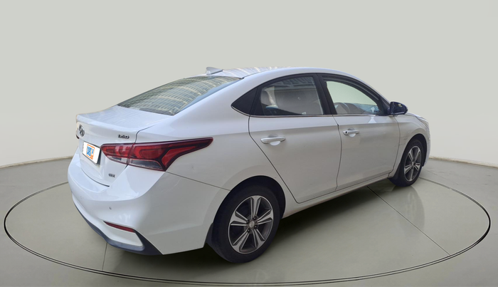 2017 Hyundai Verna 1.6 CRDI SX + AT, Diesel, Automatic, 59,913 km, exterior