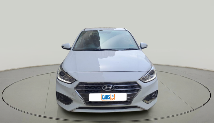 2017 Hyundai Verna 1.6 CRDI SX + AT, Diesel, Automatic, 59,913 km, exterior