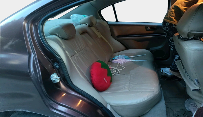 2010 Maruti SX4 ZXI, Petrol, Manual, 1,24,938 km, interior