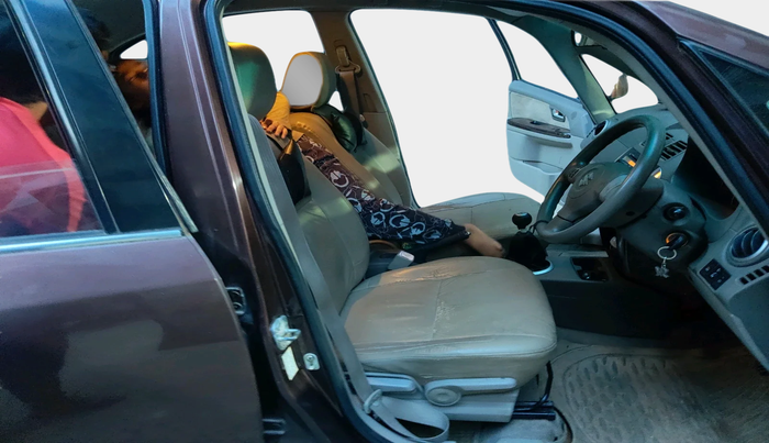 2010 Maruti SX4 ZXI, Petrol, Manual, 1,24,938 km, interior