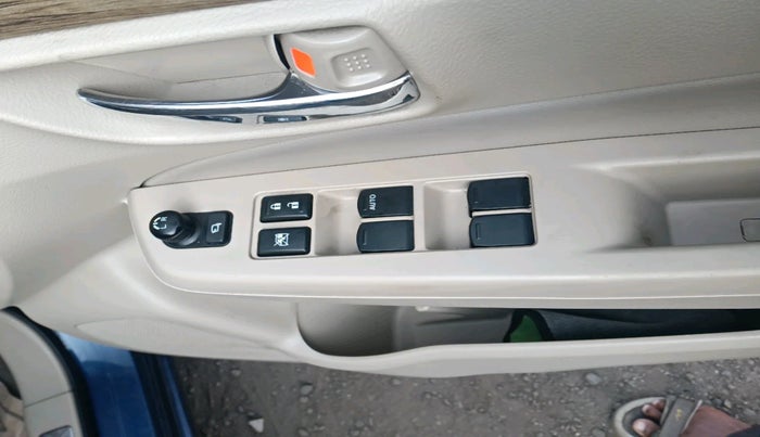 2018 Maruti Ciaz ALPHA 1.5 SHVS PETROL, Petrol, Manual, 48,880 km, interior