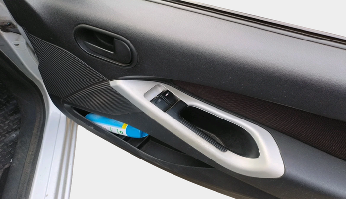 2011 Ford Figo ZXI 1.2 PETROL, Petrol, Manual, 72,120 km, interior