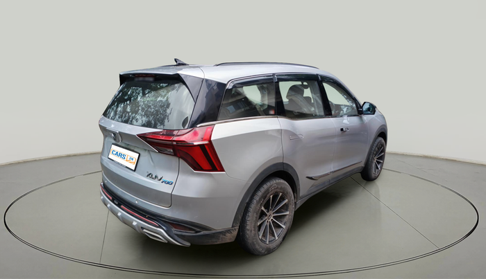 2022 Mahindra XUV700 MX D MT 5 STR, Diesel, Manual, 24,971 km, exterior