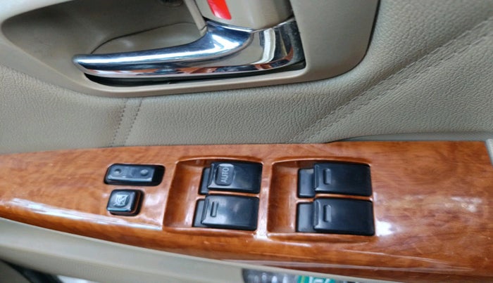 2011 Toyota Fortuner 3.0 4X4 MT, Diesel, Manual, 1,28,312 km, interior