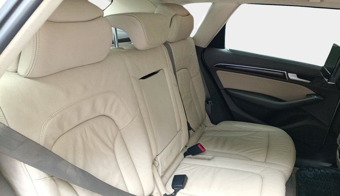 2013 Audi Q5 2.0 TDI QUATTRO, Diesel, Automatic, 72,420 km, interior