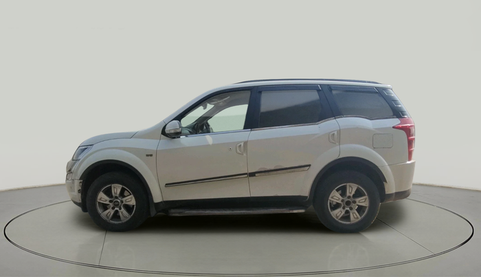 2011 Mahindra XUV500 W8, Diesel, Manual, 2,40,940 km, exterior